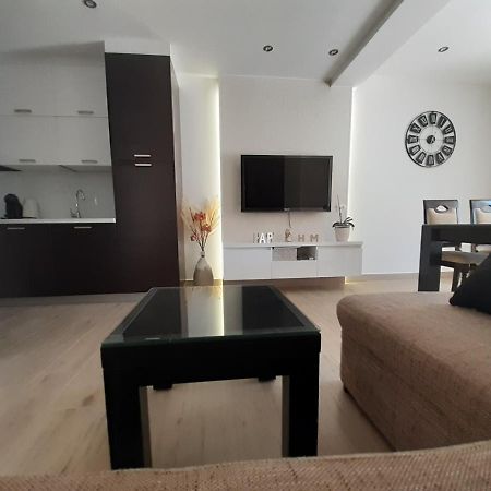 Apartment Lucky With Jacuzzi Trogir Exterior foto