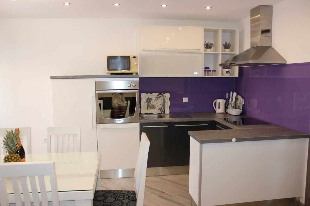 Apartment Lucky With Jacuzzi Trogir Exterior foto